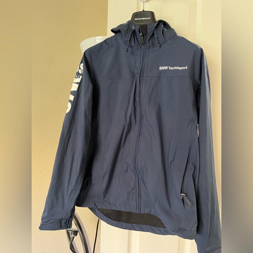 BMW YACHT BMW Yachtsport colab with henri lloyd sailing windbreaker jacket